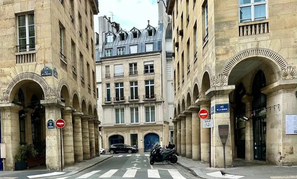 32 Rue Feydeau, Paris à louer Photo de l’immeuble– Image 1 sur 6