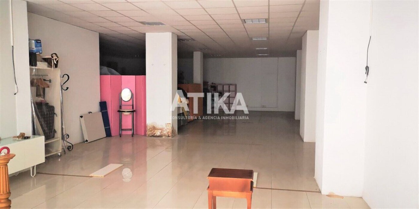 Local commercial dans Ontinyent, Valencia à louer Photo intérieure– Image 1 sur 14