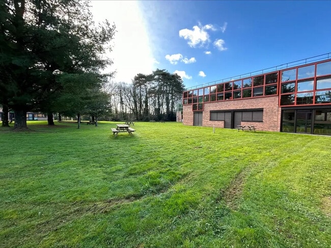 Plus de détails pour 15 Boulevard Marcel Paul, Saint-Herblain - Bureau à louer