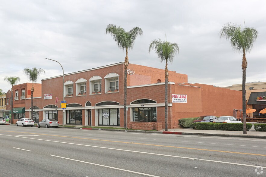 228 W Main St, Alhambra, CA à vendre - Photo de l’immeuble – Image 2 sur 17