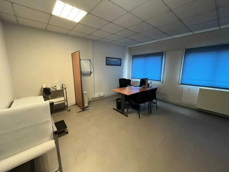 Bureau dans Ingré à louer - Photo de l’immeuble – Image 2 sur 6