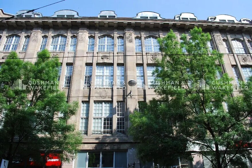 Bureau dans Strasbourg à louer - Photo de l’immeuble – Image 1 sur 10