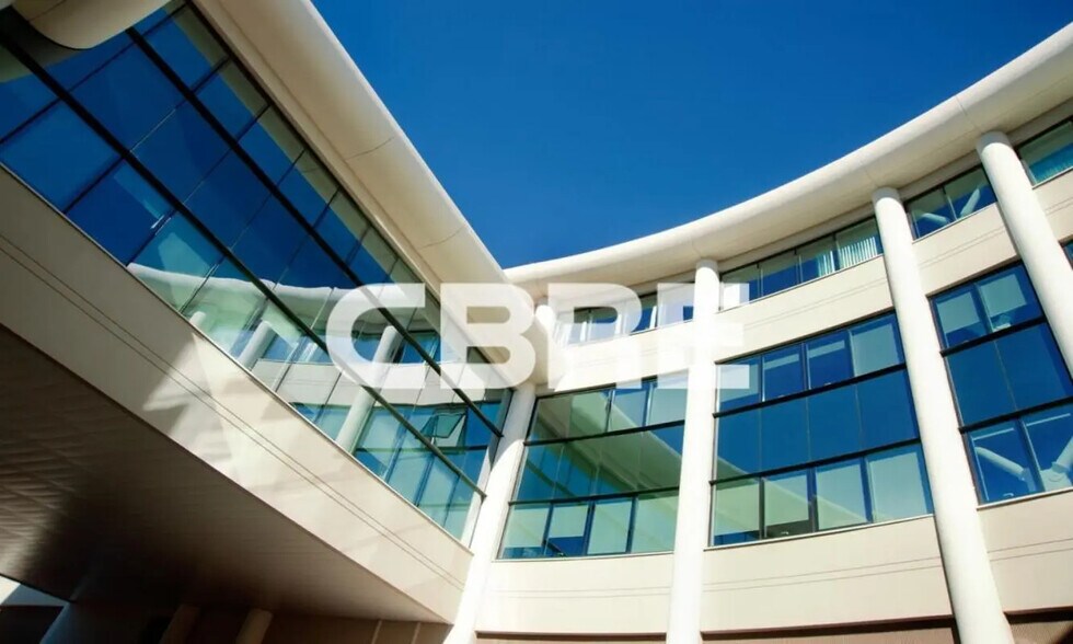 Bureau dans SOPHIA ANTIPOLIS à louer - Photo de l’immeuble – Image 1 sur 7
