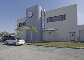 Plus de détails pour 2700 NW 36th St, Miami, FL - Bureau à louer