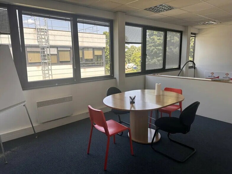 Bureau dans Strasbourg à louer - Photo de l’immeuble – Image 2 sur 6