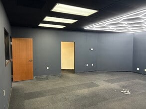 2470 S Winchester Blvd, Campbell, CA à louer Photo intérieure– Image 2 sur 17