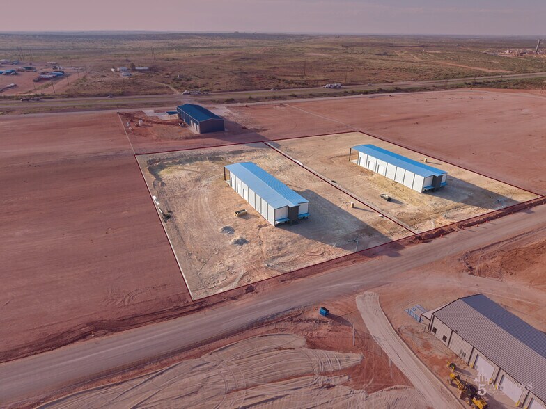 2138 Husky, Carlsbad, NM à louer - Photo de l’immeuble – Image 3 sur 9