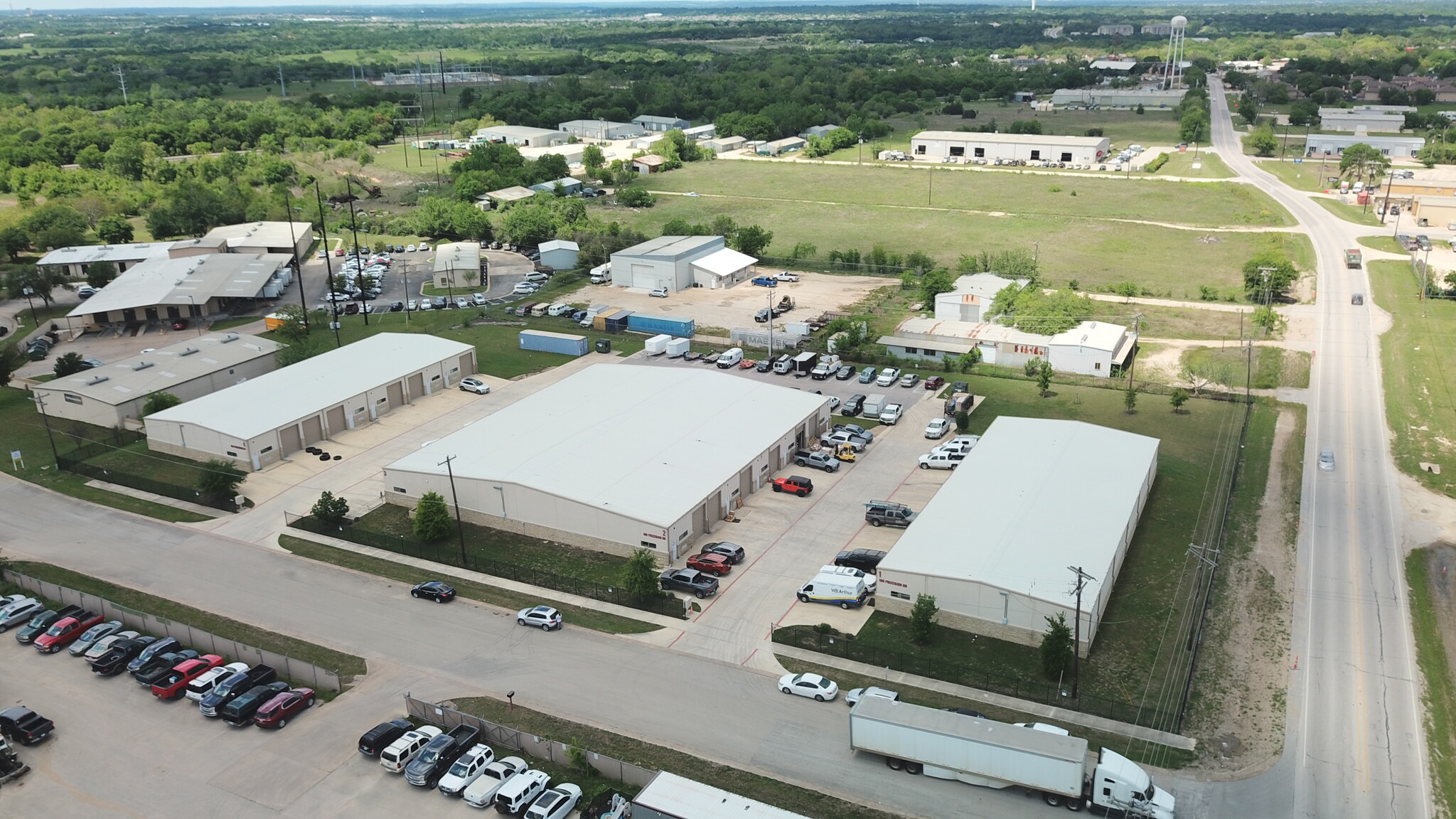 100 Precision, Buda, TX à louer Photo de l’immeuble– Image 1 sur 15