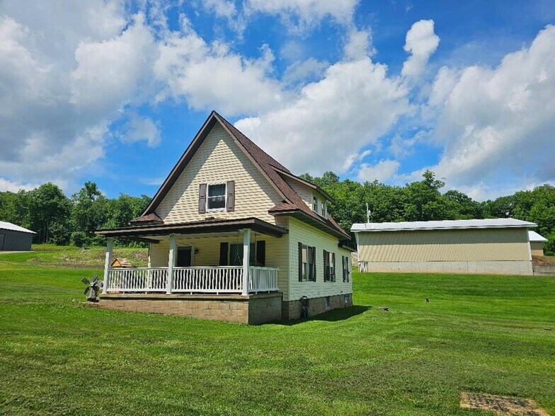 40 Hebron Rd, Coudersport, PA à vendre - Photo principale – Image 1 sur 13