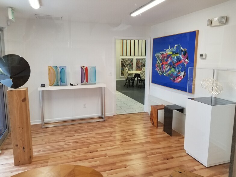 1719 Trade Center Way, Naples, FL à louer - Photo intérieure – Image 2 sur 9