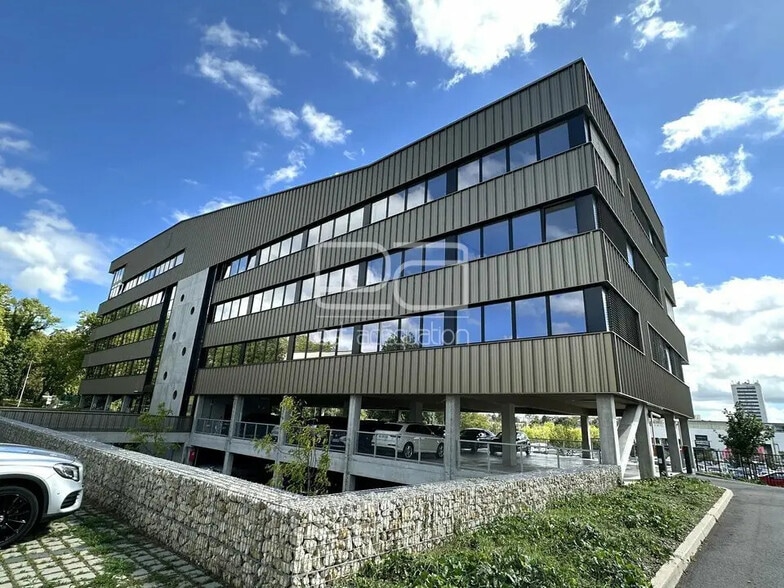 Bureau dans Laxou à louer - Photo de l’immeuble – Image 1 sur 13