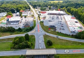 Plus de détails pour 916-946 S State St, Yadkinville, NC - Local commercial à louer