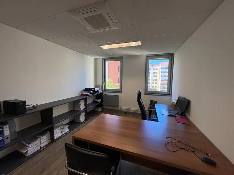 Bureau dans Roanne à vendre - Photo intérieure – Image 3 sur 7