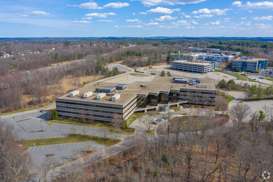 600 Technology Park Dr, Billerica, MA à vendre - Photo de l’immeuble – Image 3 sur 23