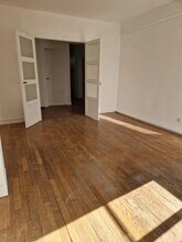 32 Rue Du General Leclerc, SAINT-OUEN-L'AUMONE à louer Photo intérieure– Image 1 sur 4