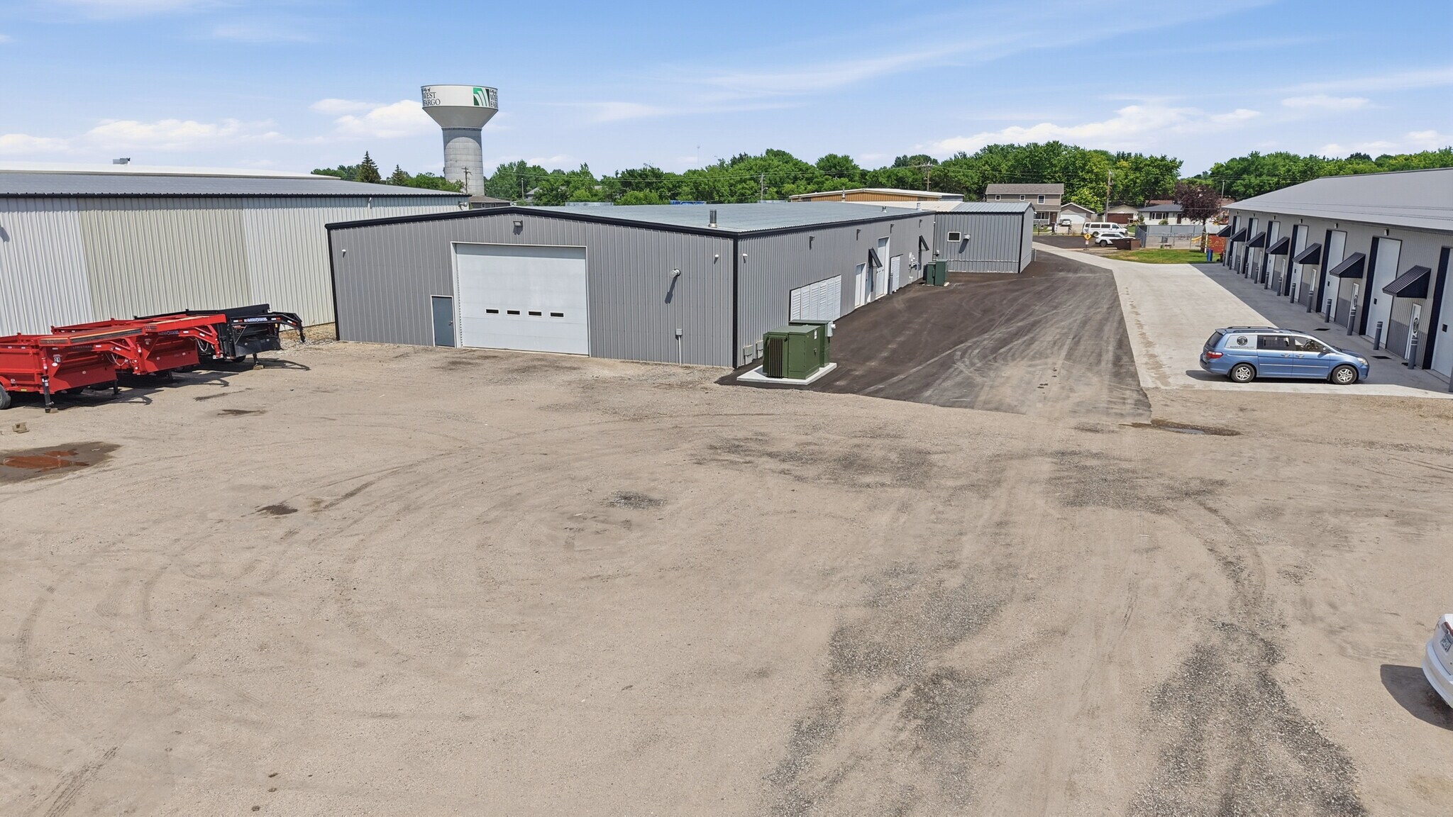 320 8th St W, West Fargo, ND à louer Photo de l’immeuble– Image 1 sur 7
