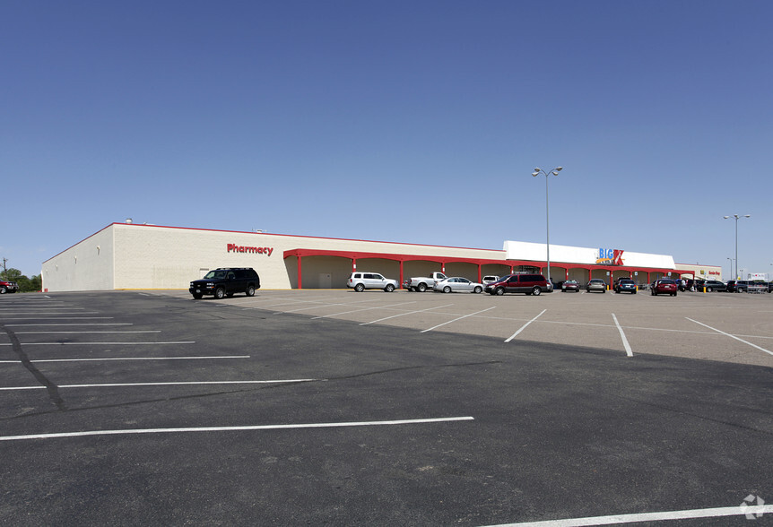 3415 N Elizabeth St, Pueblo, CO à louer - Photo de l’immeuble – Image 2 sur 2