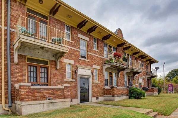 1214 Overton Park Ave, Memphis, TN à vendre - Photo de l’immeuble – Image 3 sur 13