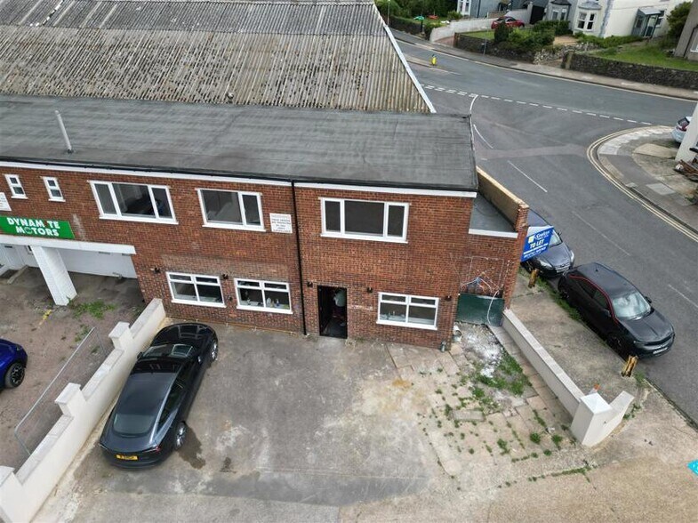 2 Vale Rd, Northfleet à louer - Photo de l’immeuble – Image 1 sur 2