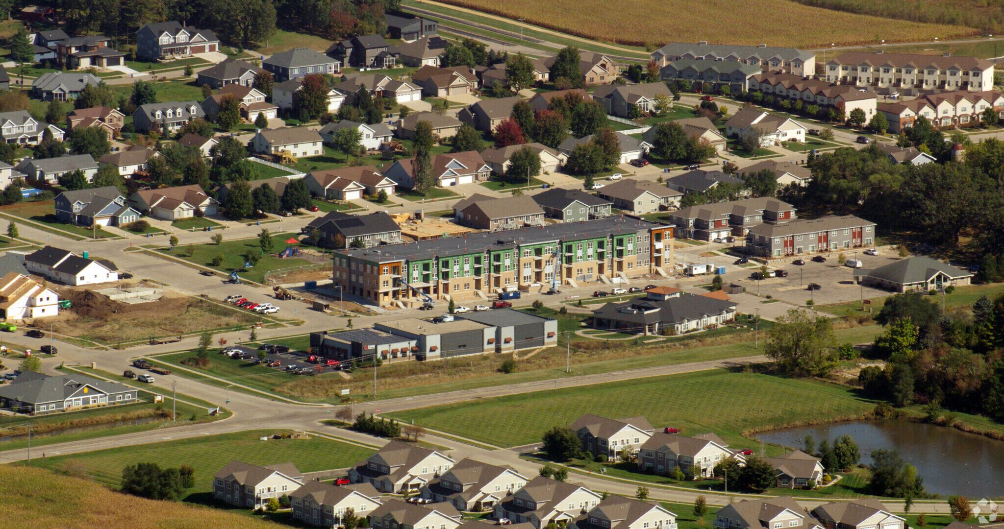 877 Oregon Center Dr, Oregon, WI à louer Aérien– Image 1 sur 2