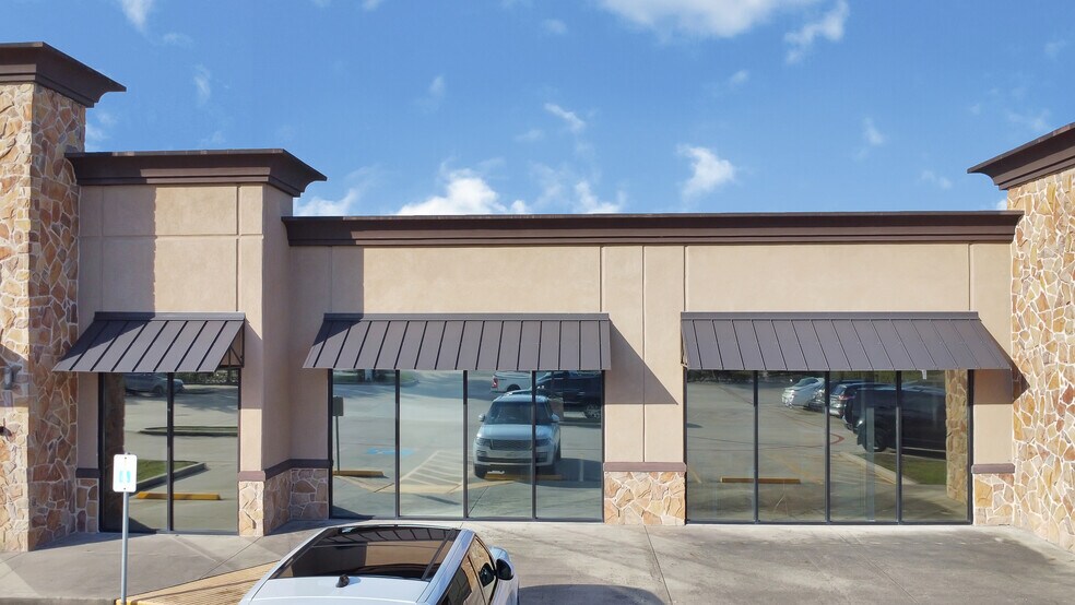 4001 Spencer Hwy, Pasadena, TX à louer - Photo de l’immeuble – Image 3 sur 10