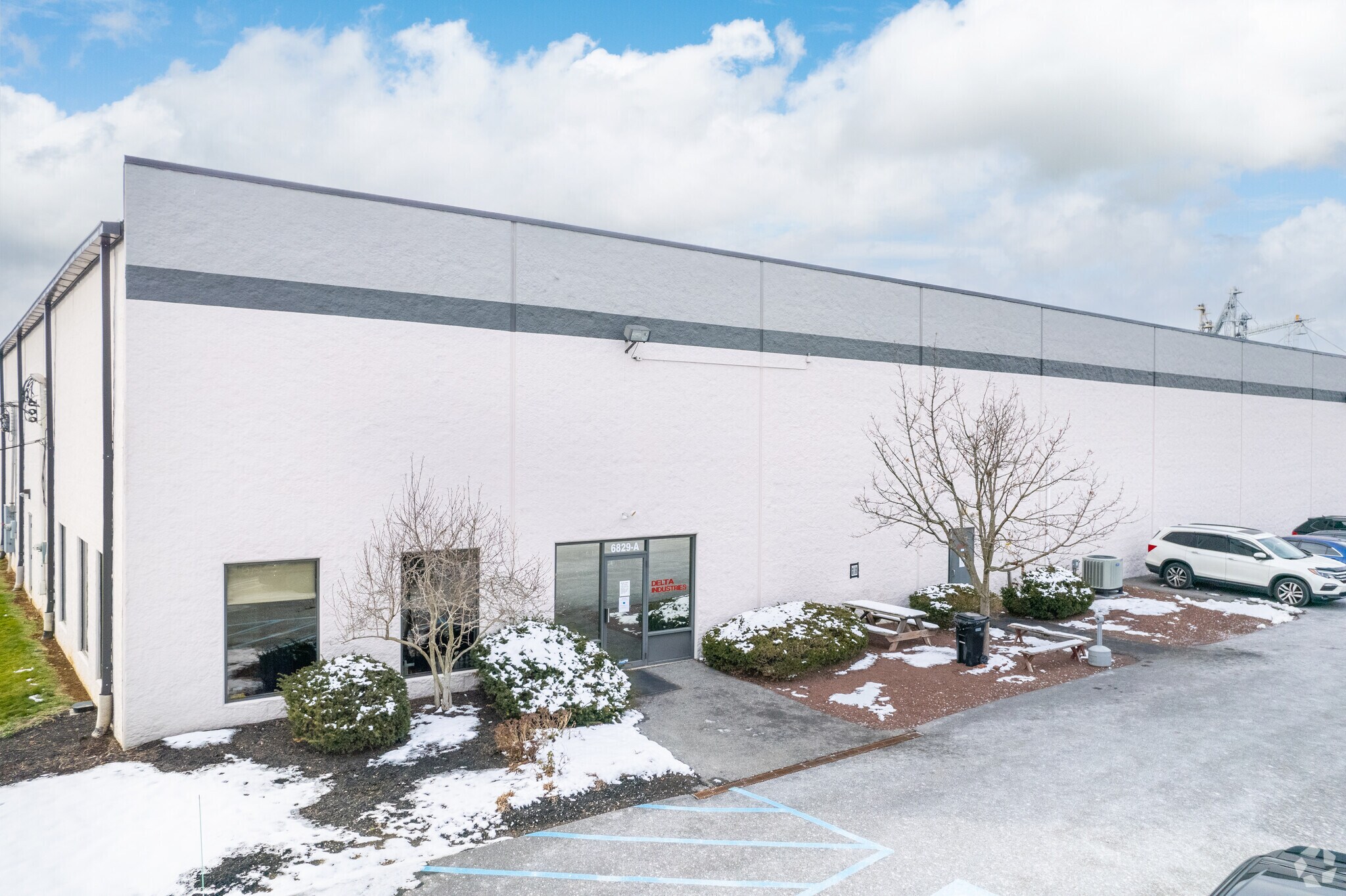 6829 Ruppsville Rd, Allentown, PA à louer Photo principale– Image 1 sur 7