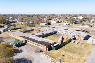 Plus de détails pour 300 S Bradford St, Rayne, LA - Spécialisé à vendre