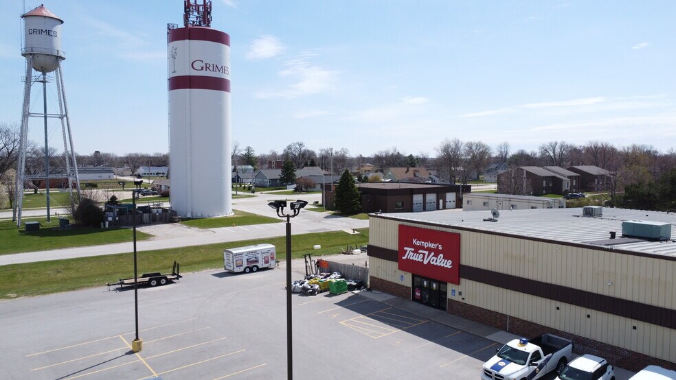 204 1st St, Grimes, IA à louer - Photo de l’immeuble – Image 3 sur 4