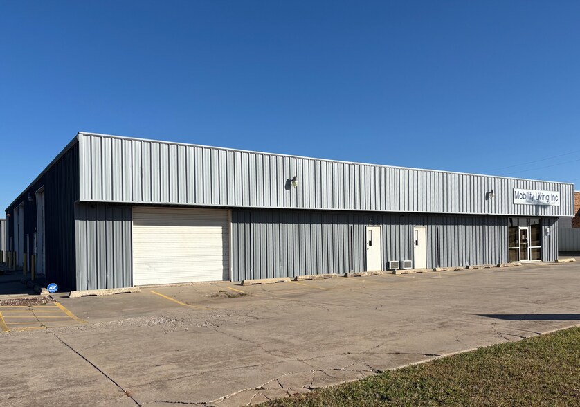 1207 SE 44th St, Oklahoma City, OK à louer - Photo de l’immeuble – Image 3 sur 4