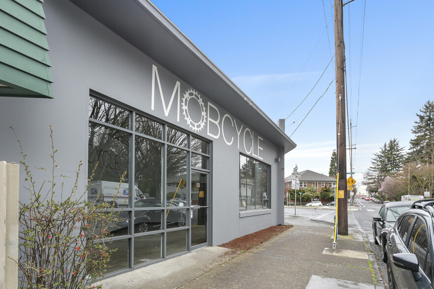 535 NE 28th Ave, Portland, OR à louer - Photo de l’immeuble – Image 2 sur 7