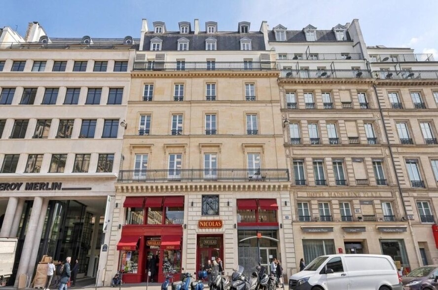31 Place De La Madeleine, Paris à louer - Photo de l’immeuble – Image 1 sur 6