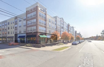 2113 Ellsworth Blvd, Malta, NY à louer Photo de l’immeuble– Image 1 sur 6