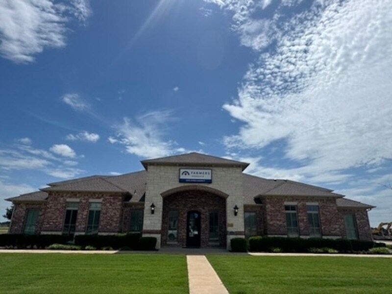 114 Park Place Blvd, Waxahachie, TX à louer Photo de l’immeuble– Image 1 sur 11
