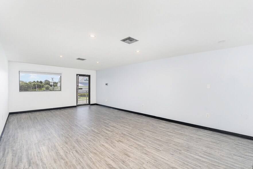 8010 N Atlantic Ave, Cape Canaveral, FL à vendre - Photo de l’immeuble – Image 2 sur 16