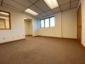 2615-2619 Post Rd, Stevens Point, WI à louer Photo intérieure– Image 1 sur 4