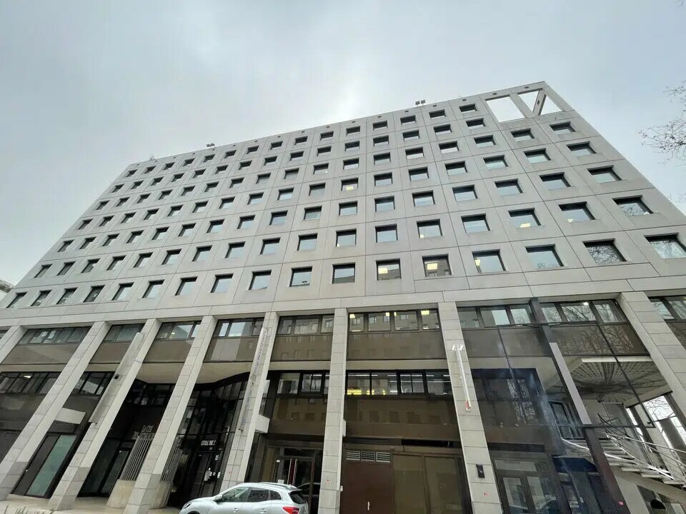 Bureau dans Villeurbanne à louer Photo de l’immeuble– Image 1 sur 13
