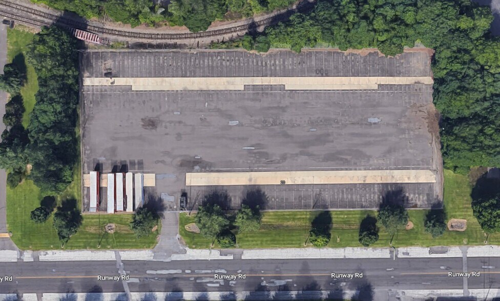 20 Runway Dr, Levittown, PA à louer - Photo principale – Image 1 sur 2