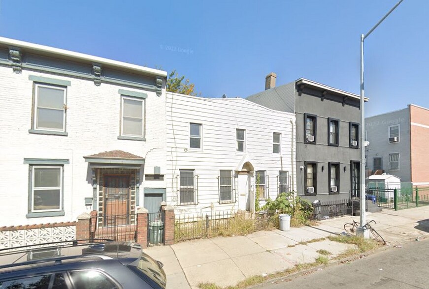 121 Macdougal St, Brooklyn, NY à vendre - Photo de l’immeuble – Image 2 sur 5