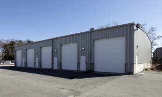 Plus de détails pour 50 Ferndoc St, Hyannis, MA - Local d'activités à louer