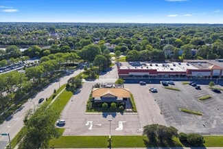 Plus de détails pour 1195 S Milwaukee Ave, Libertyville, IL - Local commercial à vendre