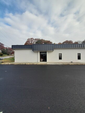 Plus de détails pour 3361 Melrose Ave NW, Roanoke, VA - Local d'activités à louer