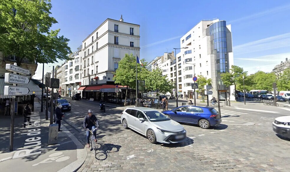 Local commercial dans Paris à louer - Photo de l’immeuble – Image 3 sur 3