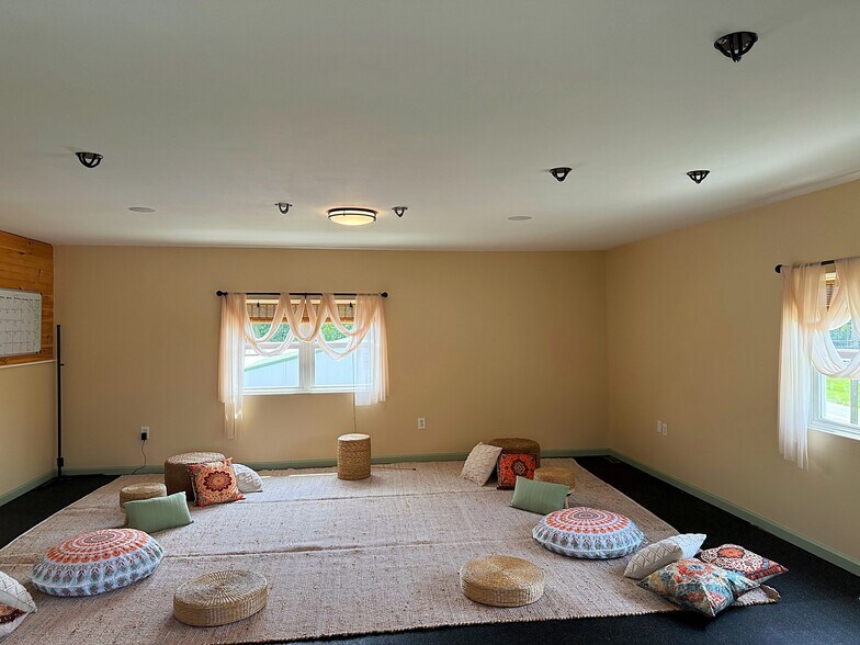 701 N Mountain Rd, Harrisburg, PA à louer - Photo intérieure – Image 2 sur 4