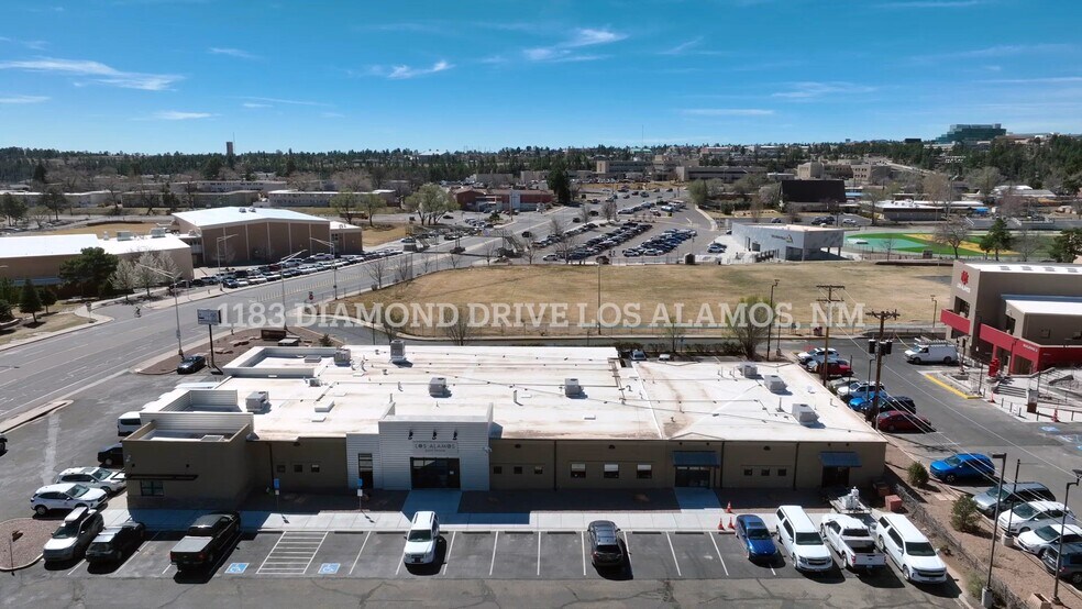 1183 Diamond Dr, Los Alamos, NM à vendre - Vidéo sur l’annonce professionnelle – Image 2 sur 6