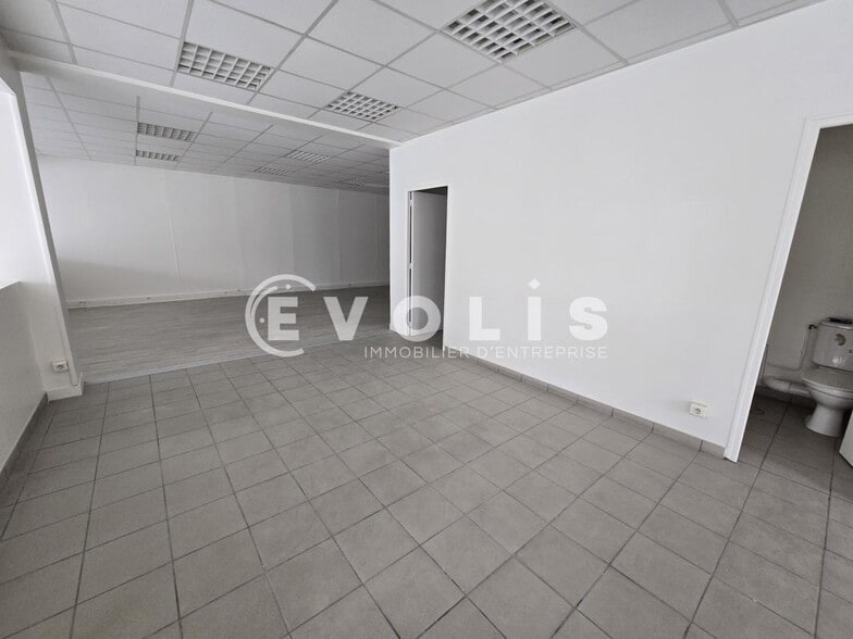 Bureau dans Palaiseau à louer - Photo intérieure – Image 3 sur 8