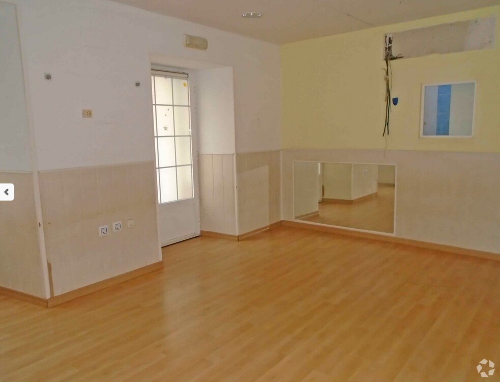 Immeuble residentiel dans Aranjuez, Madrid à vendre Photo intérieure– Image 1 sur 2