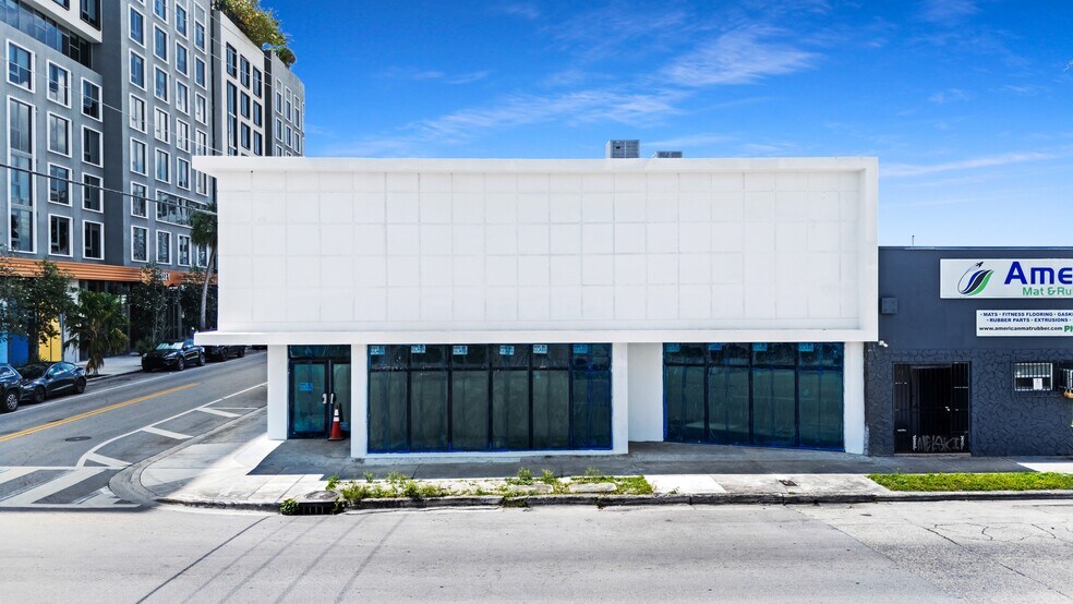 300 NW 29th St, Miami, FL à louer - Photo de l’immeuble – Image 3 sur 9