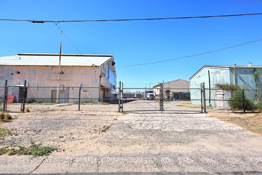 735 W 1st St, Casa Grande, AZ à vendre - Photo de l’immeuble – Image 3 sur 43