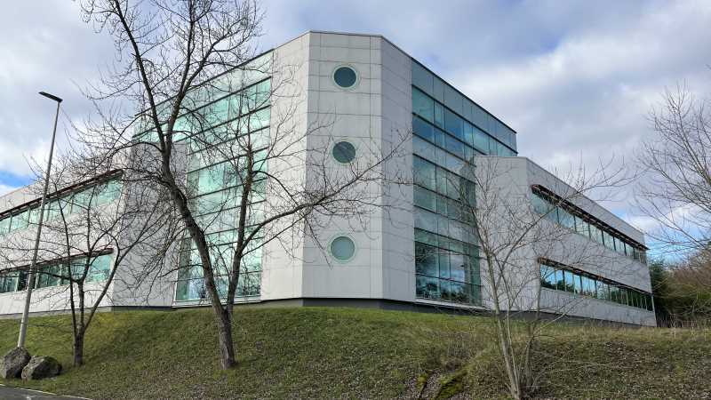 Avenue Des Droits De L'Homme, Orléans à vendre Photo de l’immeuble– Image 1 sur 13