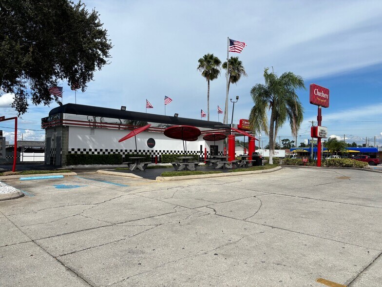 107 W Waters Ave, Tampa, FL à vendre - Photo de l’immeuble – Image 3 sur 5